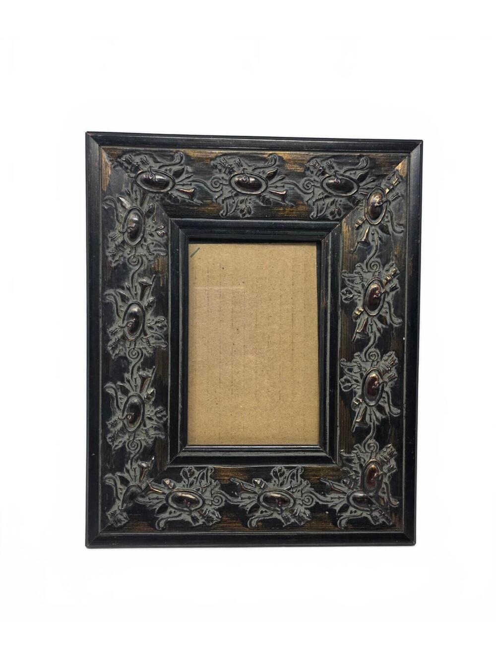Bombay Company Ornate Wood 4x6 Photo Frame Military Trophy Decor